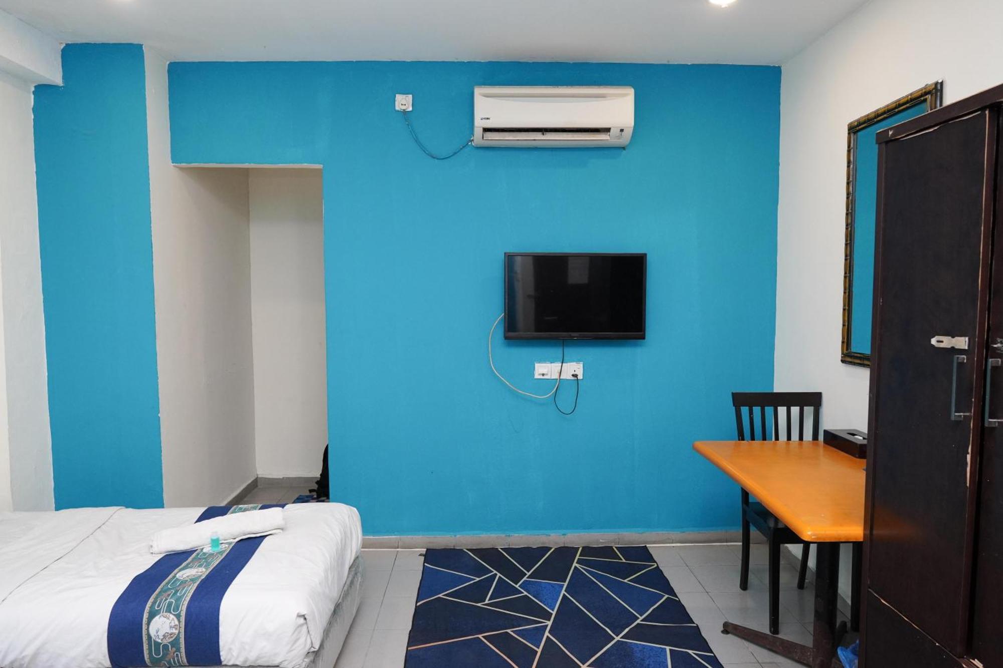 Hotel Shri Putiri Pasir Gudang Exteriör bild