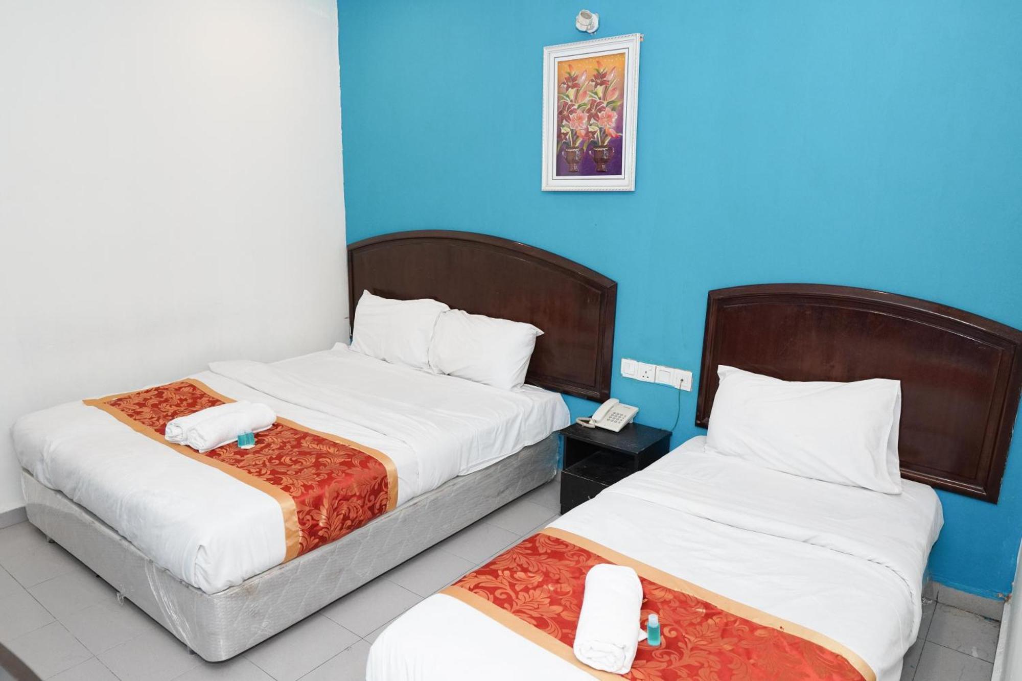 Hotel Shri Putiri Pasir Gudang Exteriör bild